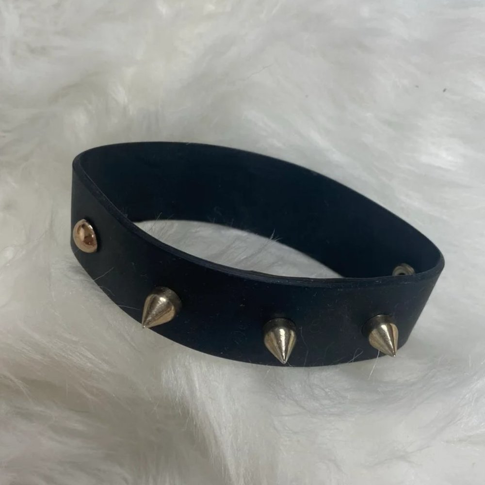 Rubber studded bracelet